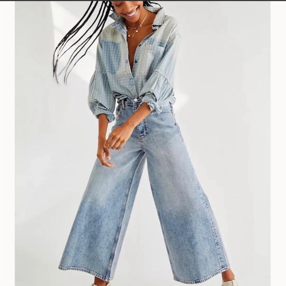 NWOT Free People Landry wide leg cropped jeans